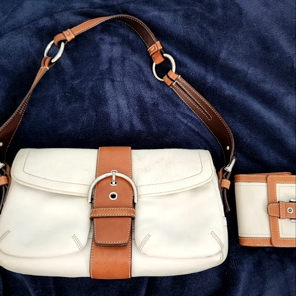 Coach SoHo Leather Handbag & matching Coach SoHo Wallet White Ivory & Tan Brown - Picture 1 of 14